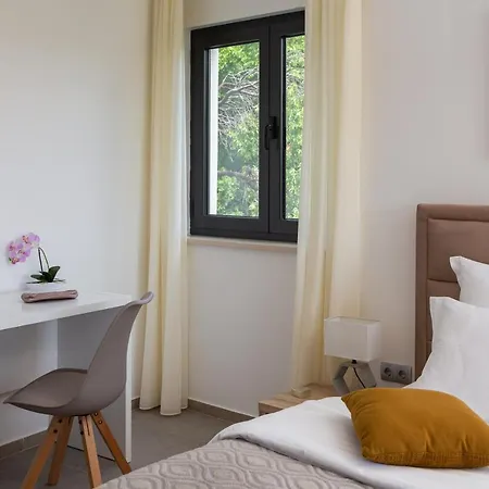 ヴィラ Luxury In With Heated Pool *